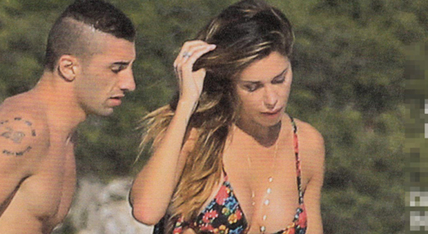 Belen Rodriguez e e Andrea Iannone a Ibiza