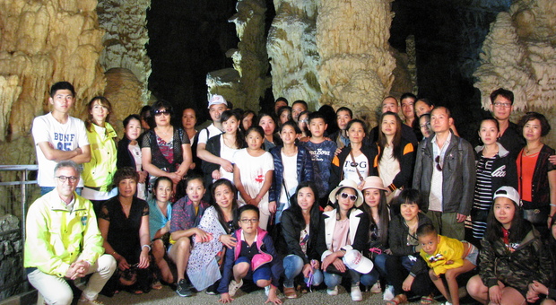 Le Grotte stregano i turisti cinesi In 15 giorni ne sono arrivati 4mila