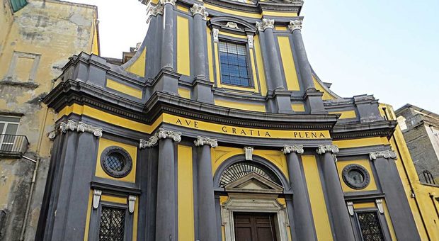 A Napoli undici 11 serate di teatro e musica nel Cortile della Real Casa Santa dell'Annunziata