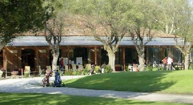 “Affari” per pochi: quarta asta per la cessione del Golf club agli Alberoni