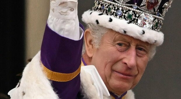 Re Carlo dove vivrà? Da Buckingham palace a Clarence House le 30 proprietà del sovrano (e qual è la sua preferita)