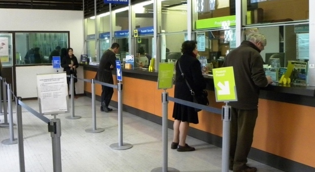 Le Poste perdono altri pezzi, centro multiservizi a rischio: tremano gli 80 lavoratori