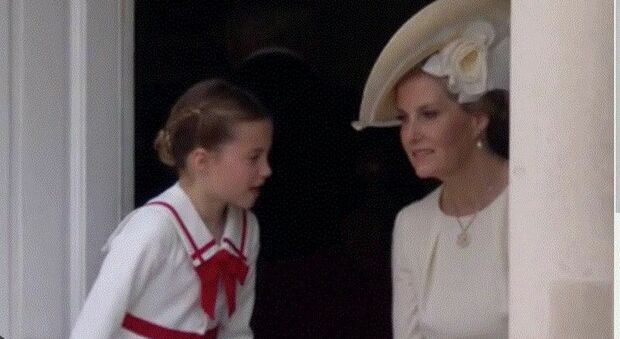 La principessa Charlotte sgridata in pubblico dalla zia Sophie, la piccola non la prende bene: ecco cosa ha fatto