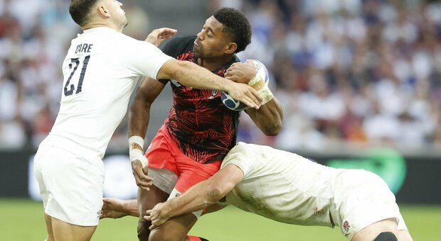 Una fase di gioco di Inghilterra-Figi, quarto di finale