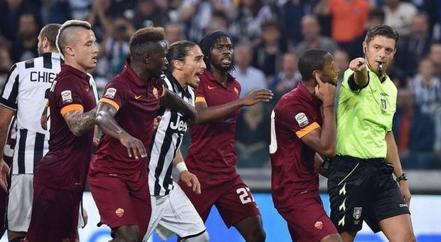 Juventus-Roma 3-2, è stata battaglia Rocchi, errori e due rigori dubbi