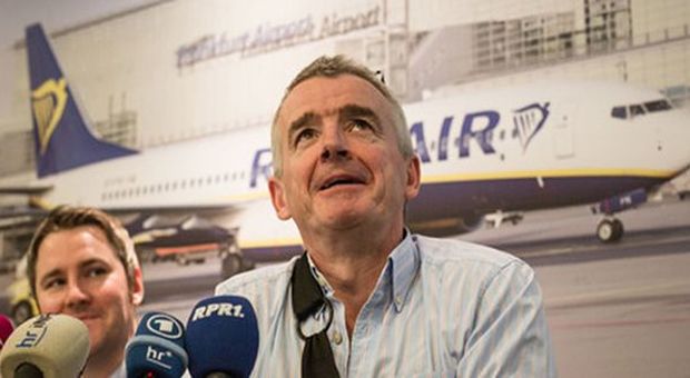 Ryanair, O'Leary si scusa con i piloti e promette più soldi