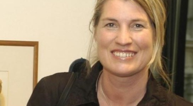 Erika Gamper, giornalista morta mentre scatta una foto: è precipitata da un ponte