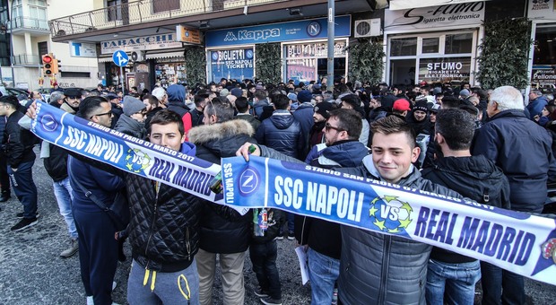 Napoli-Real Madrid, corsa agli ultimi biglietti online