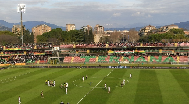 Fere, Pettinari e Palumbo Reggina sconfitta 2 a 0 al Liberati