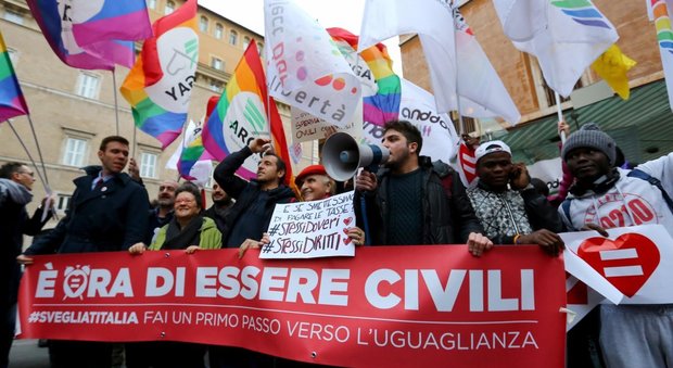 Unioni civili, prima volta in Campania: a Salerno il «sì» di due cinquantenni