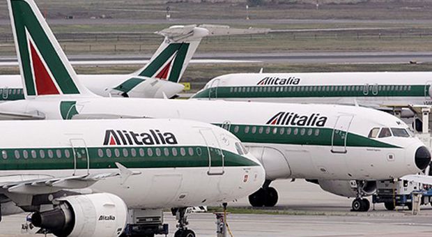 Scatta il maxi sciopero in Alitalia Giornata di passione per i trasporti