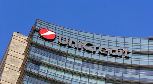 Unicredit, spunta l'ipotesi di nozze con Societe Generale