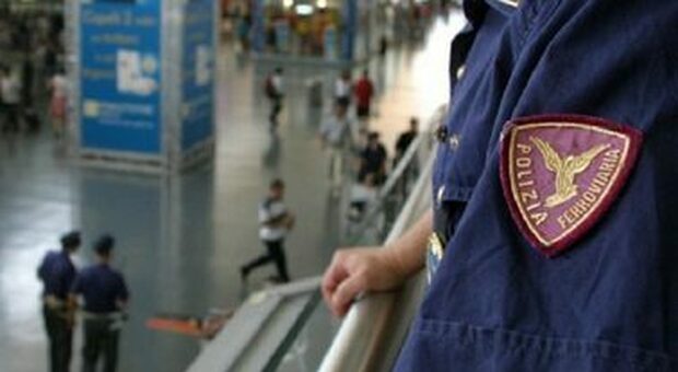 Task force sicurezza nelle stazioni ferroviarie della Campania: scoperti 177 pregiudicati