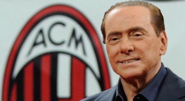 Berlusconi, blitz a Milanello per salutare i nuovi arrivati Torres e Bonaventura