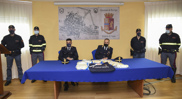 La Squadra mobile ha sequestrato cocaina per quattro milioni di euro
