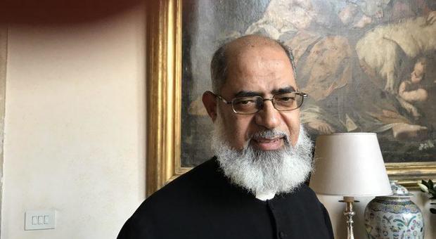 Egitto, il vescovo copto contro Al Azhar: «Non aiuta i cristiani come Al Sisi»