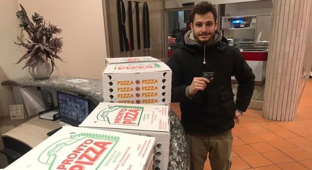 Piacenza, anonimo invia 30 pizze a medici e infermieri per ringraziarli