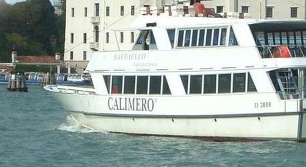 La motonave turistica "Calimero" della Raffaello Navigazione di Chioggia