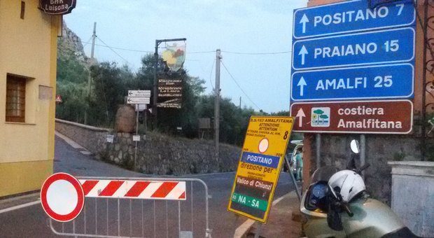 Strada statale Amalfitana chiusa per lavori, parte l'interrogazione