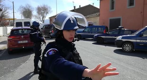 Attentato in Francia, i sostenitori dell'Isis festeggiano in Rete