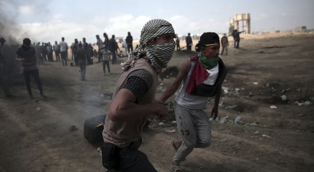 Gaza, uccisi due manifestanti palestinesi