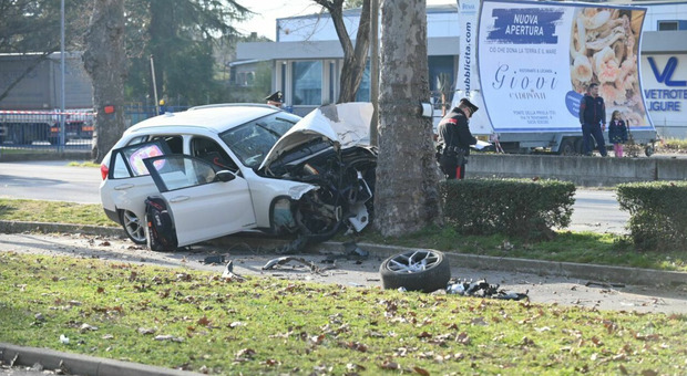 Incidente a Spresiano (Treviso), morto un bimbo di 4 anni: al volante c'era la madre