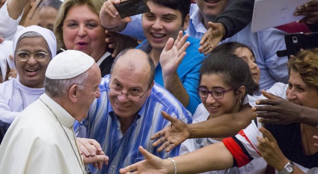 Papa Francesco: «La compassione divina è vero amore, noi dobbiamo essere suoi strumenti»