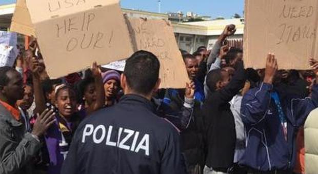 Campania, altri tremila profughi ma i Comuni sono in rivolta