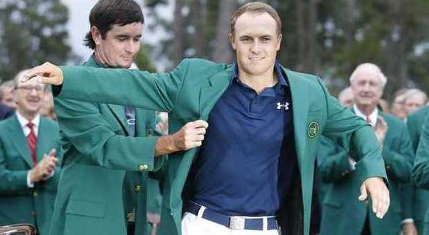Golf: Spieth vince da dominatore l'Augusta Masters, eguagliato Woods