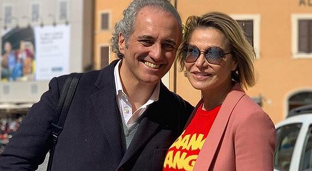 Simona Ventura e Giovanni Terzi sposi: «Speravo finalmente di rimanere single, amore inaspettato»