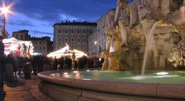 Roma, paura a Piazza Navona: turisti ubriachi picchiano tassista