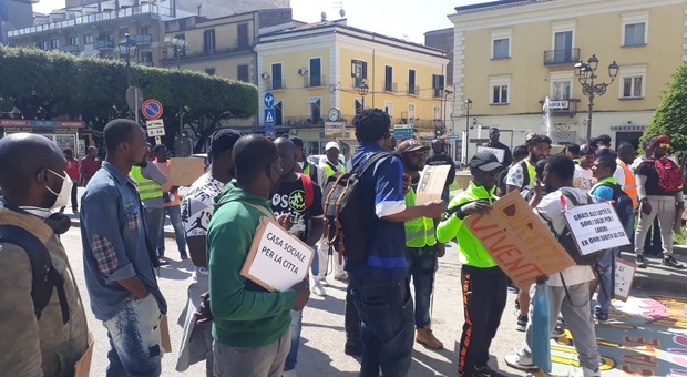 Migranti, bando non ultimato, Viminale revoca i fondi Sai a Caserta