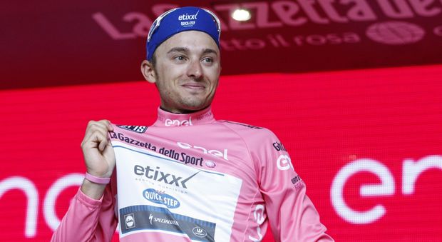 Giro d'Italia, la crona è di Roglic Brambilla tiene la maglia rosa per 1''