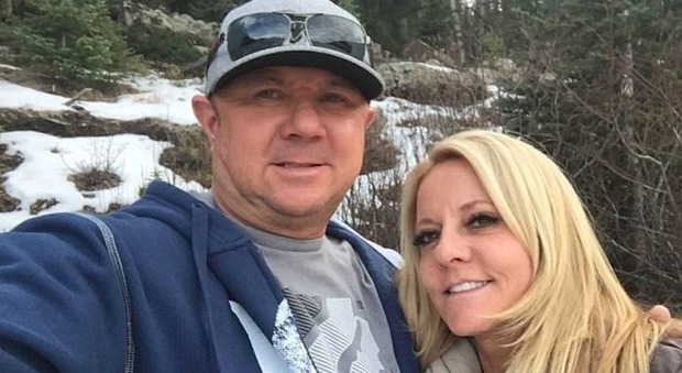 Usa, coppia sopravvive alla strage di Las Vegas: muore in un incidente stradale a un chilometro da casa