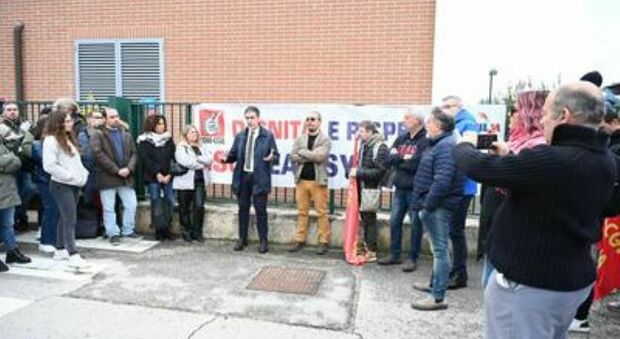 Teamsystem, i dipendenti in sciopero: «Una telefonata per dirci del trasloco a Pesaro»