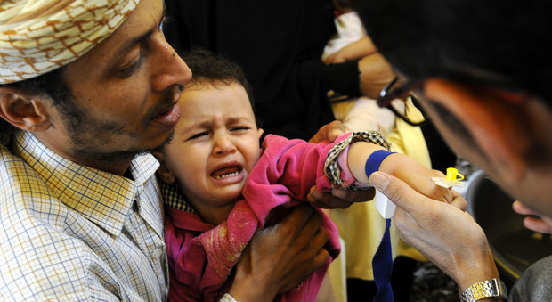 Yemen, strage da colera: 1.300 morti, più di 300 i bambini, è la peggiore epidemia al mondo