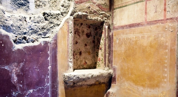 Pompei, turisti in delirio per la ritrovata domus del Larario Fiorito
