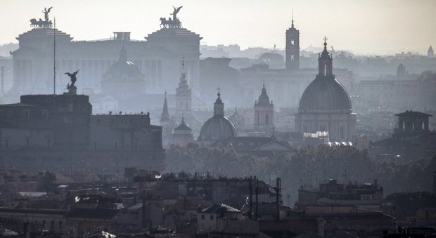 Smog, a Roma prosegue lo stop ai veicoli più inquinanti