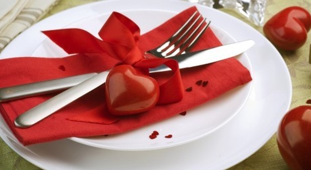 San Valentino: basta ostriche e champagne, gli esperti: passione si accende con carciofi e olive