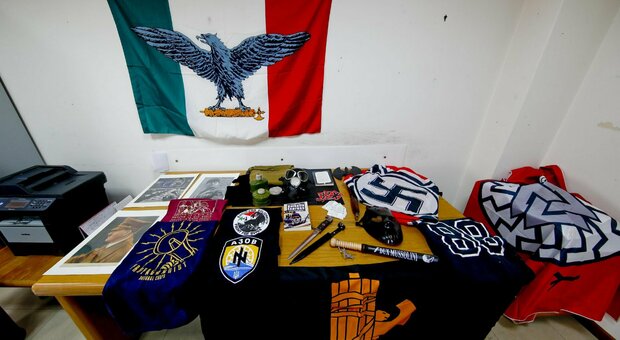 Napoli, presa la cellula neonazista: nei piani l'attacco a una caserma. «Erano pronti a colpire»