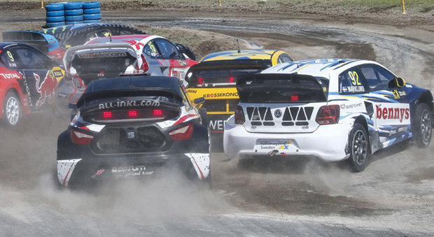Un duello nel campionato mondiale Rallycross