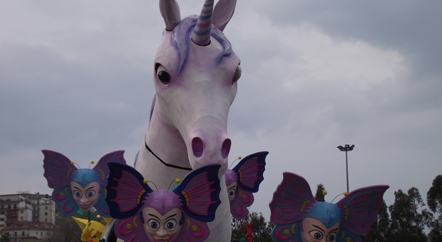 Uno dei carri del Carnevale di Agropoli