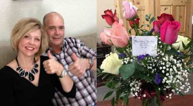 Shelly Golay, il marito Jim e i fiori (Facebook)