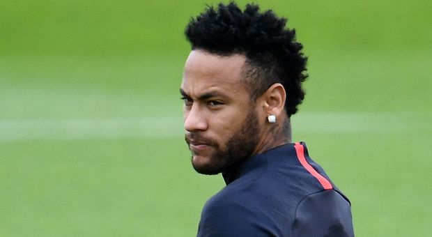 Neymar, inserimento della Juventus, il Psg apre al Barcellona