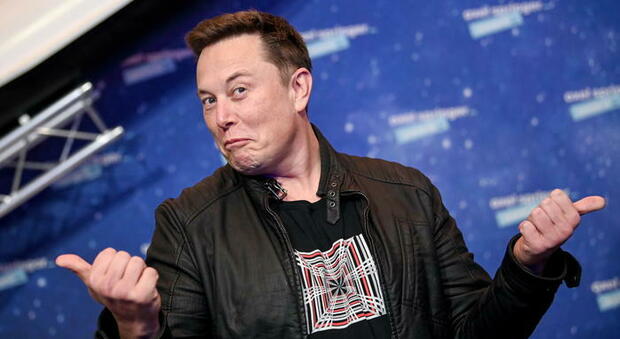 Vende azioni a mille dollari e le ricompra a 6: il colpaccio di Elon Musk. Ecco come ha fatto