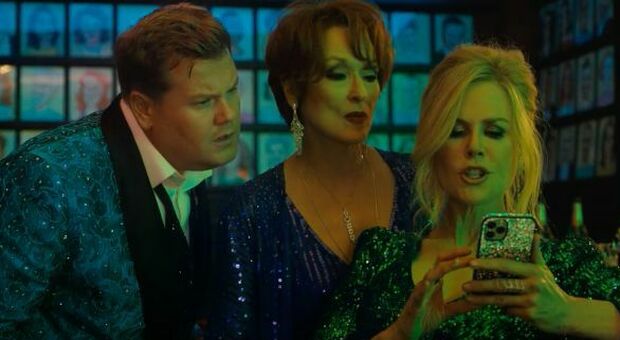 Kidman e Streep: «The Prom, un musical per tutti gli outsider». Il film Netflix contro l'omofobia