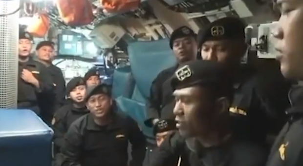 Sottomarino affondato, l'ultimo video dell'equipaggio