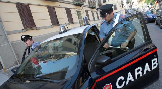 Zio abusa del nipote e dell'amico 14enni: tre arresti a Paternò