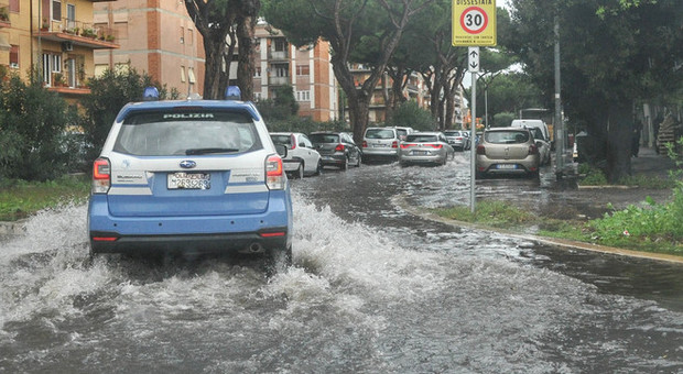 Meteo, settimana nera: giorni di piogge intense su tutta Italia. Previsti nubifragi a Roma