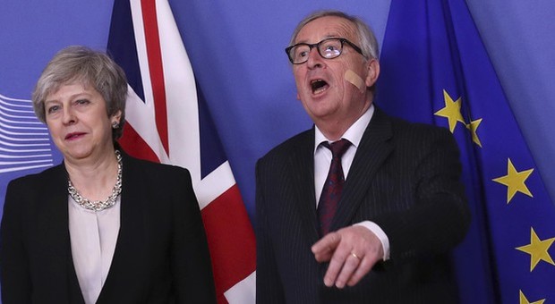 Brexit: Juncker, ancora non ci siamo. Non sono ottimista
